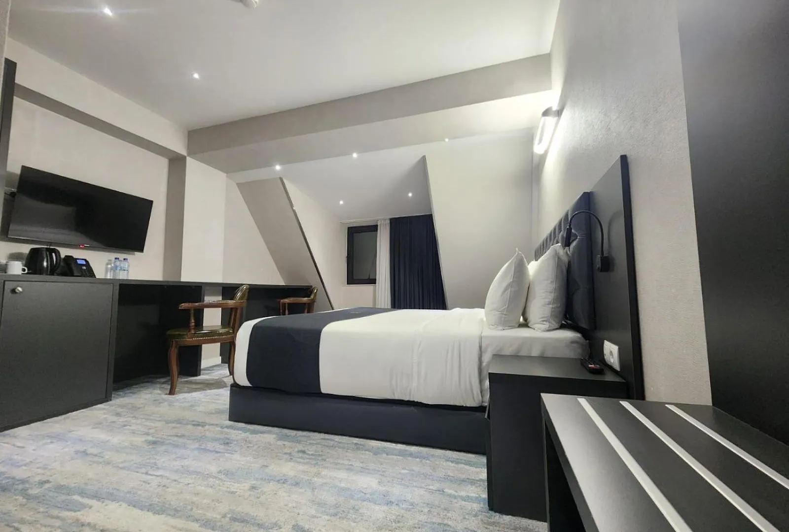 Mi24T Hotel Tbilisi