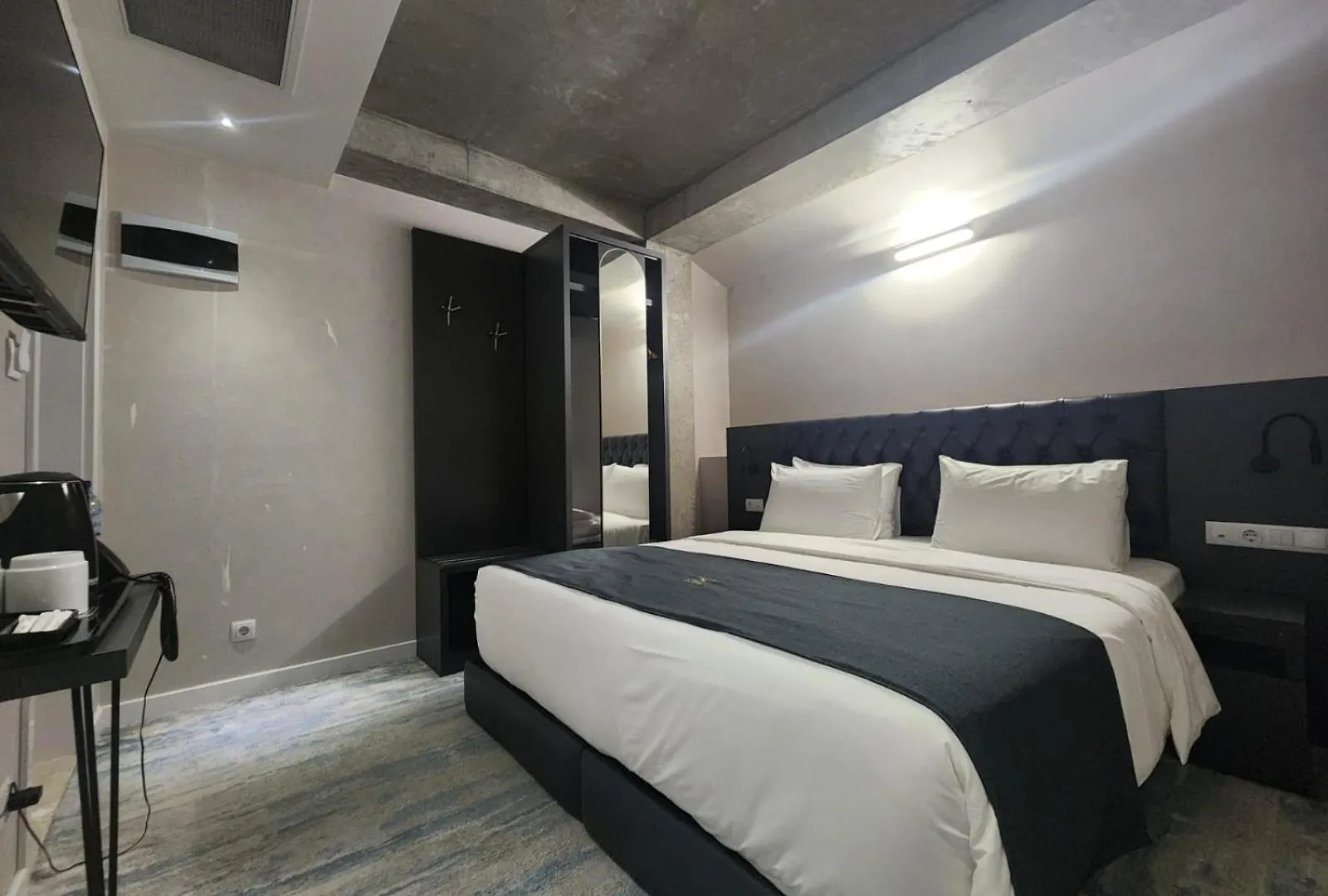 Mi24T Hotel Tbilisi