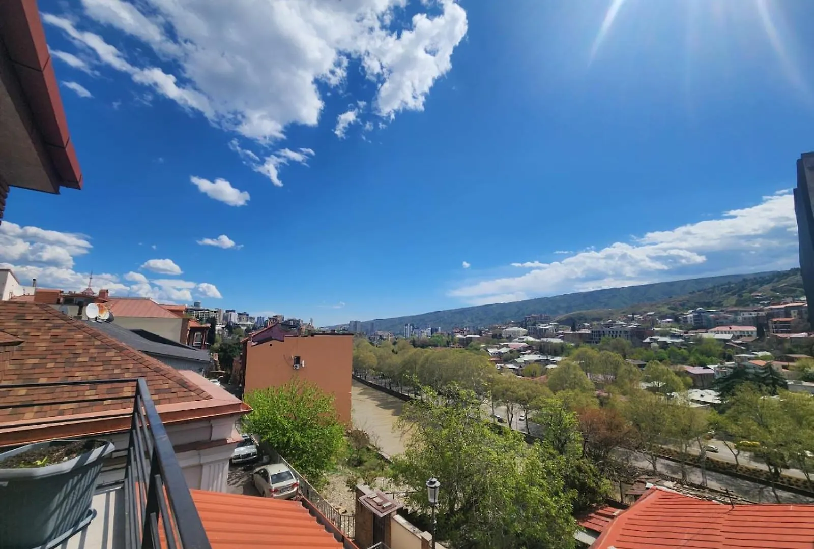 *****  Mi24T Hotel Tbilisi グルジア