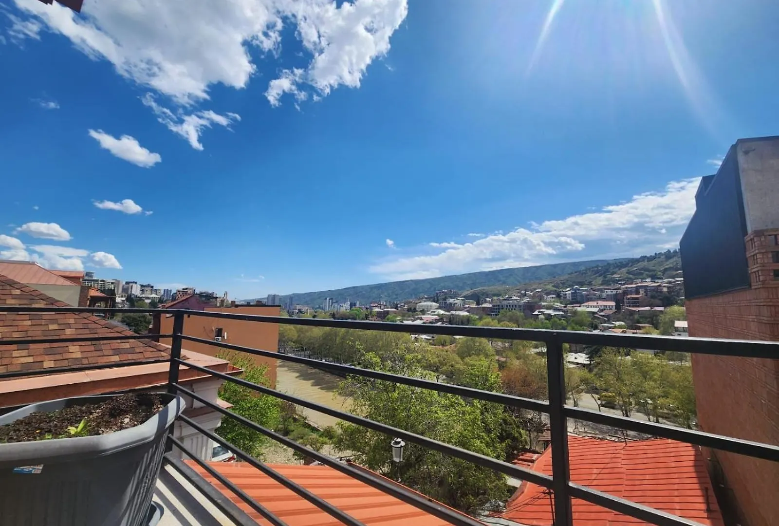 Mi24T Hotel Tbilisi 5*,  グルジア